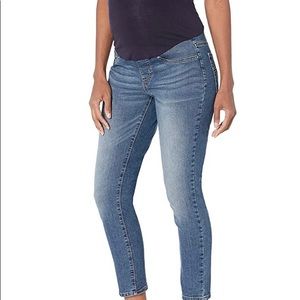 Levi’s maternity jeans EUC